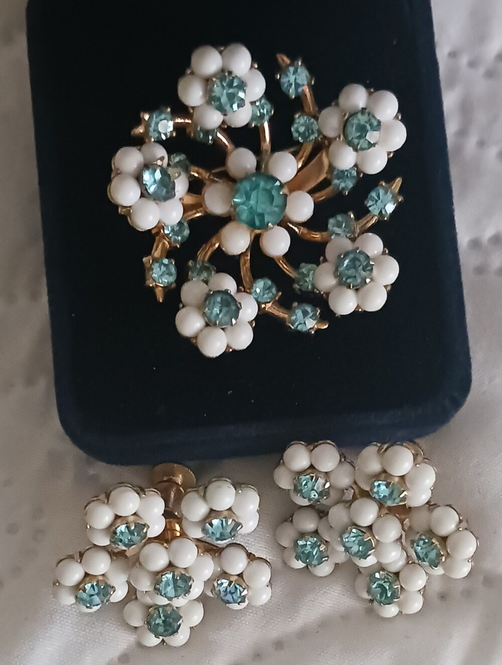 Coro Vintage Milkglass Brooch Set Icy Blue Crystal Accents
